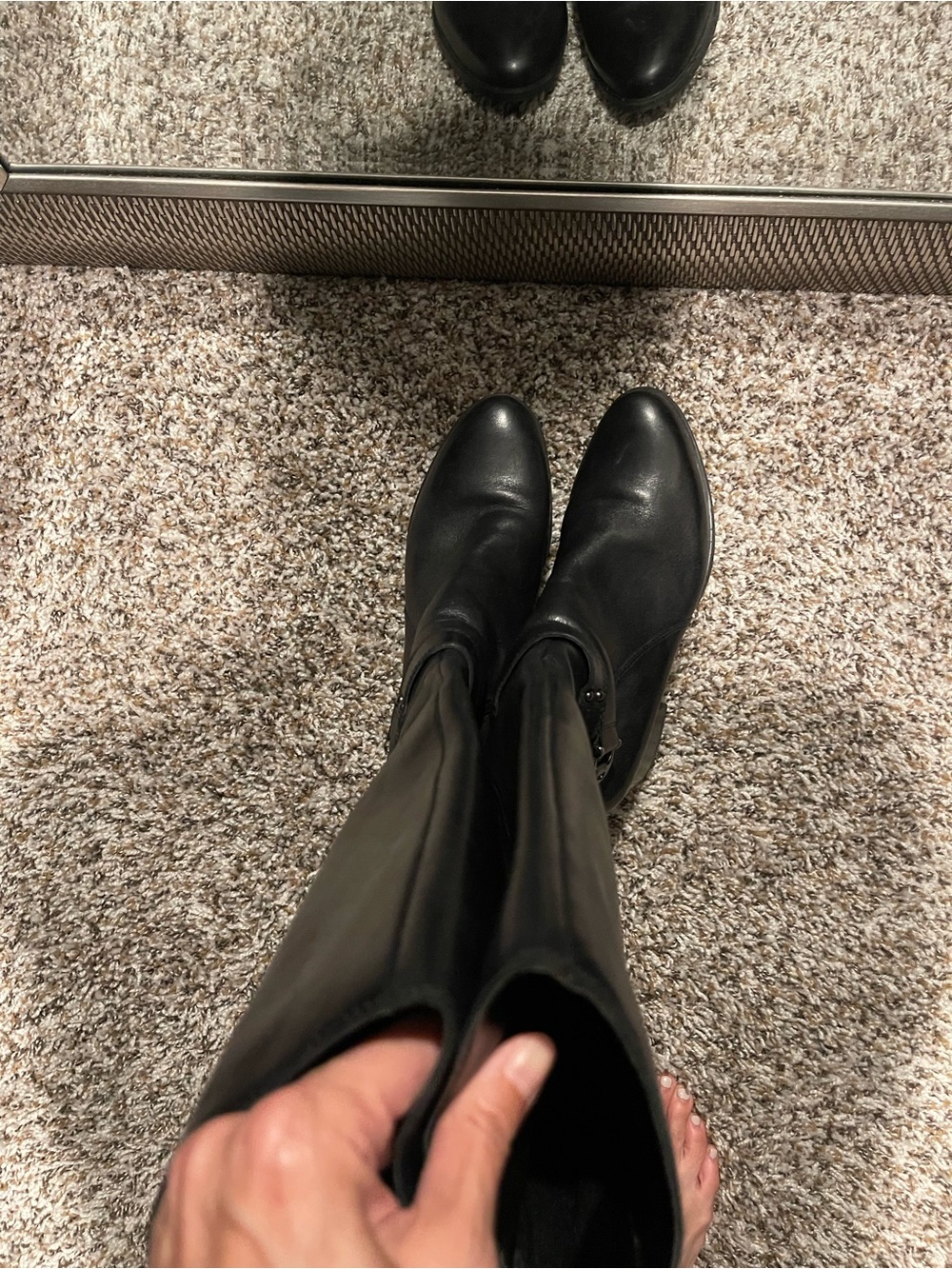 Naturalizer Black Leather Knee-High Heeled Boots